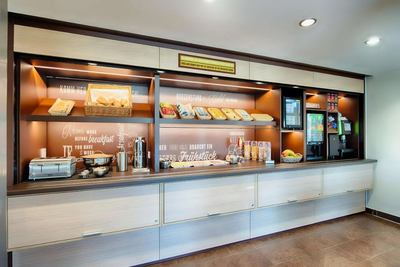 ***  B&B Hotel Baden-Airpark Rheinmunster Germania