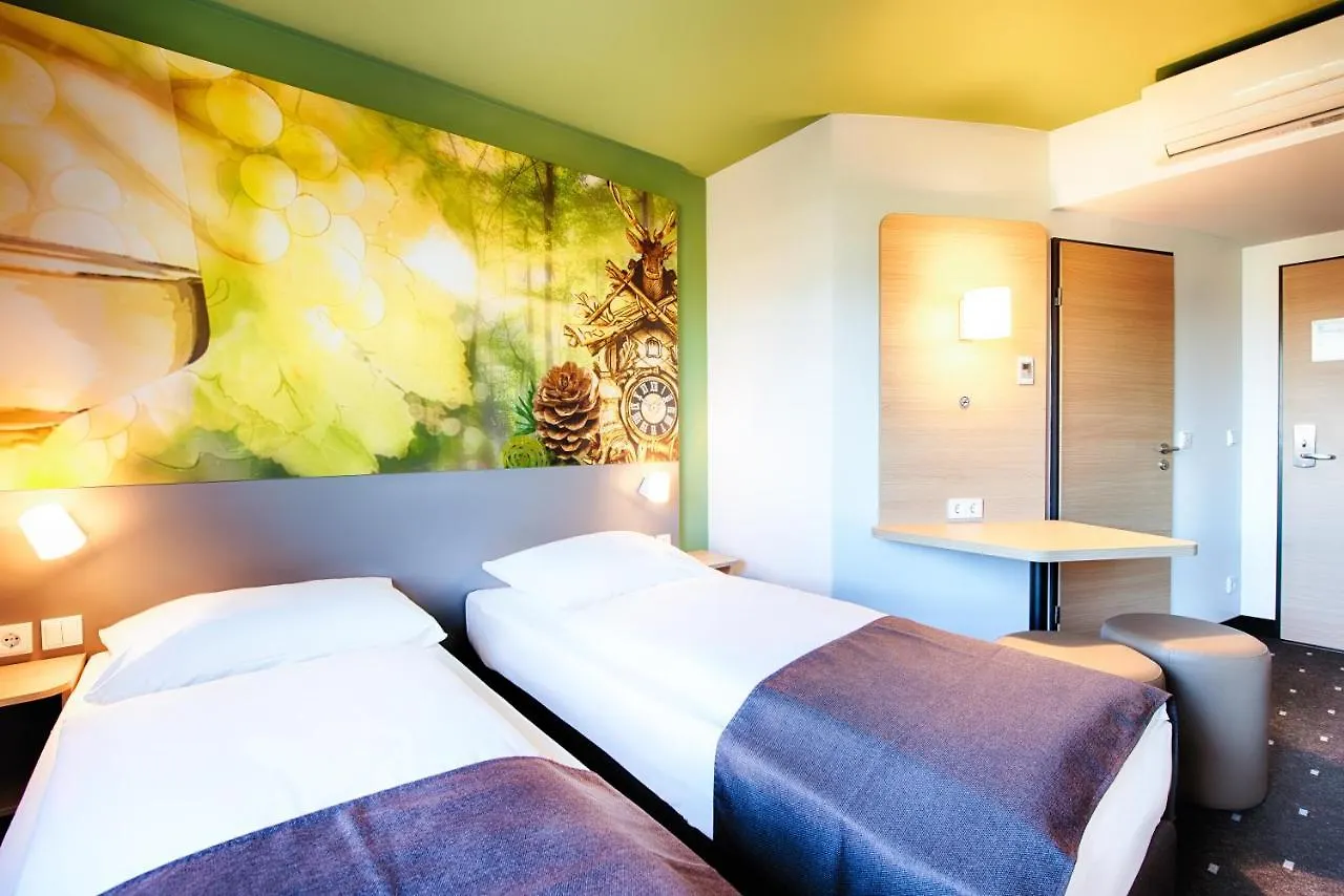 ***  B&B Hotel Baden-Airpark Райнмюнстер Германия
